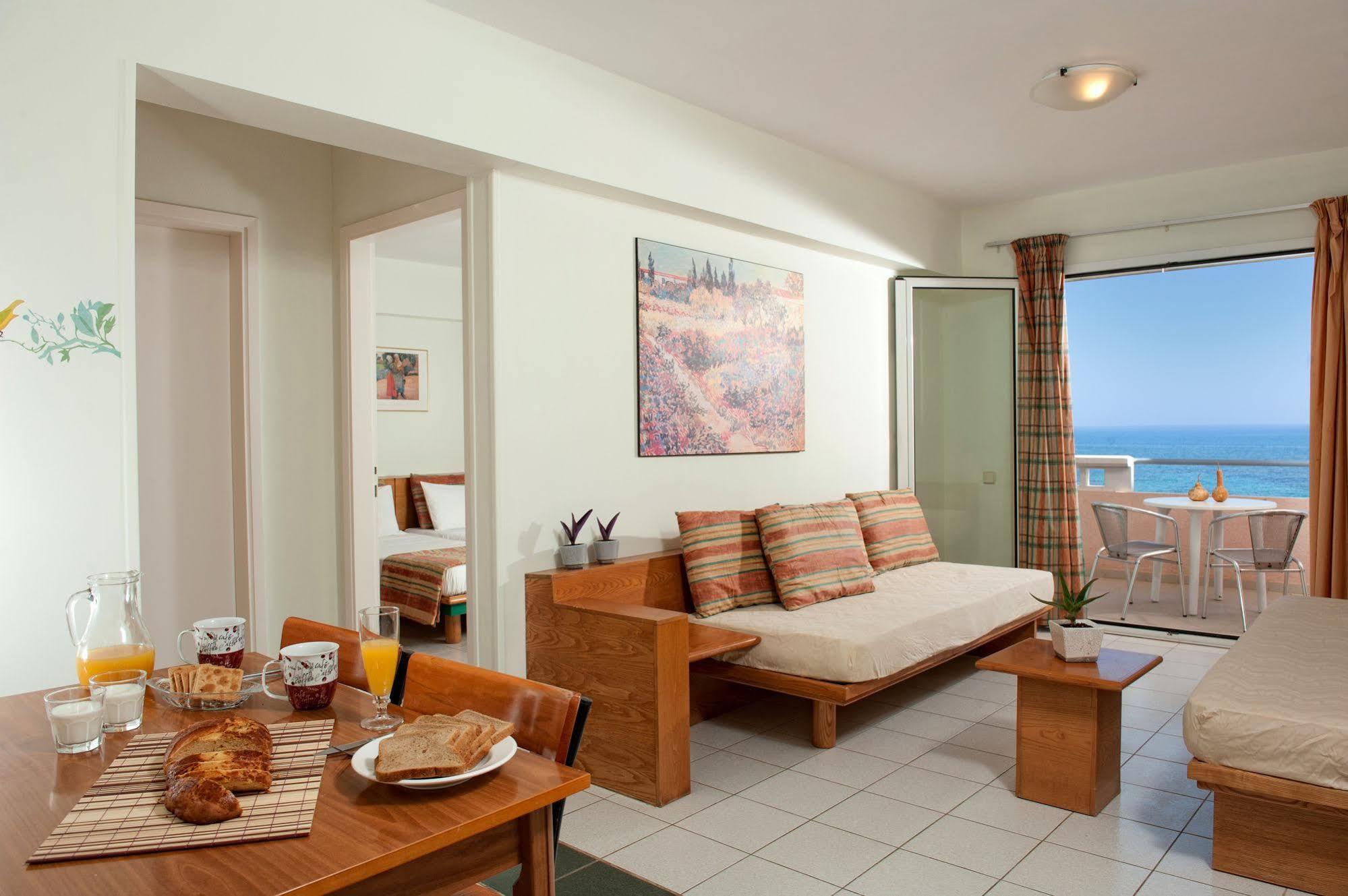 Andromeda Apartments & Studios Hersonissos  Exterior photo